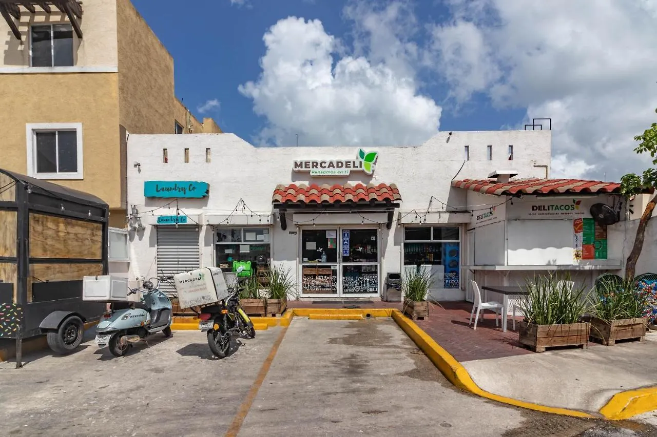 Villa Playa Del Carmen - 2 Bedroom Apartment 0*,  Mexico